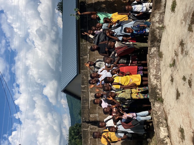 Schulkinder in Uganda